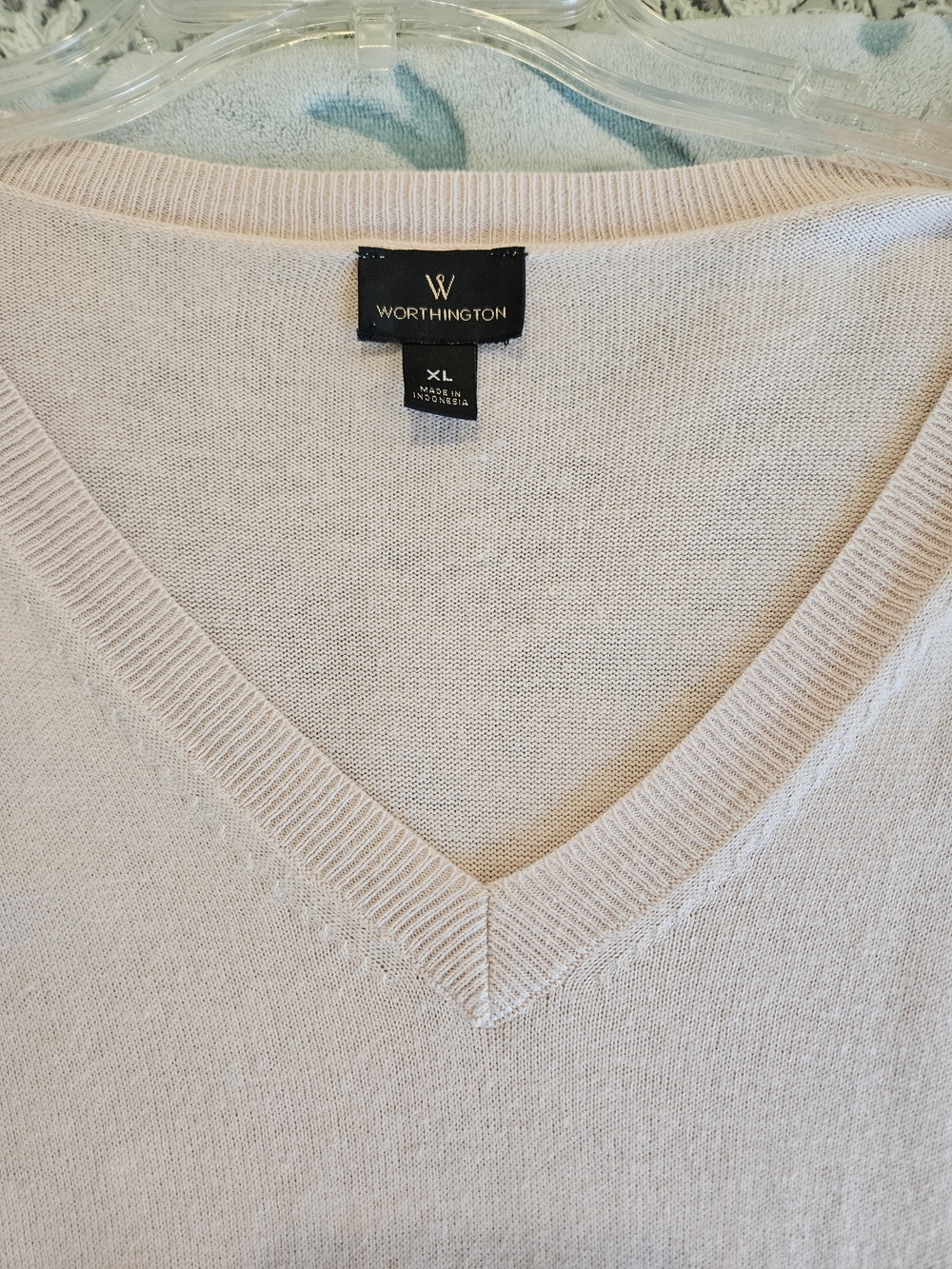 Worthington Women's V‑Neck Sweater in Light Pink - XL